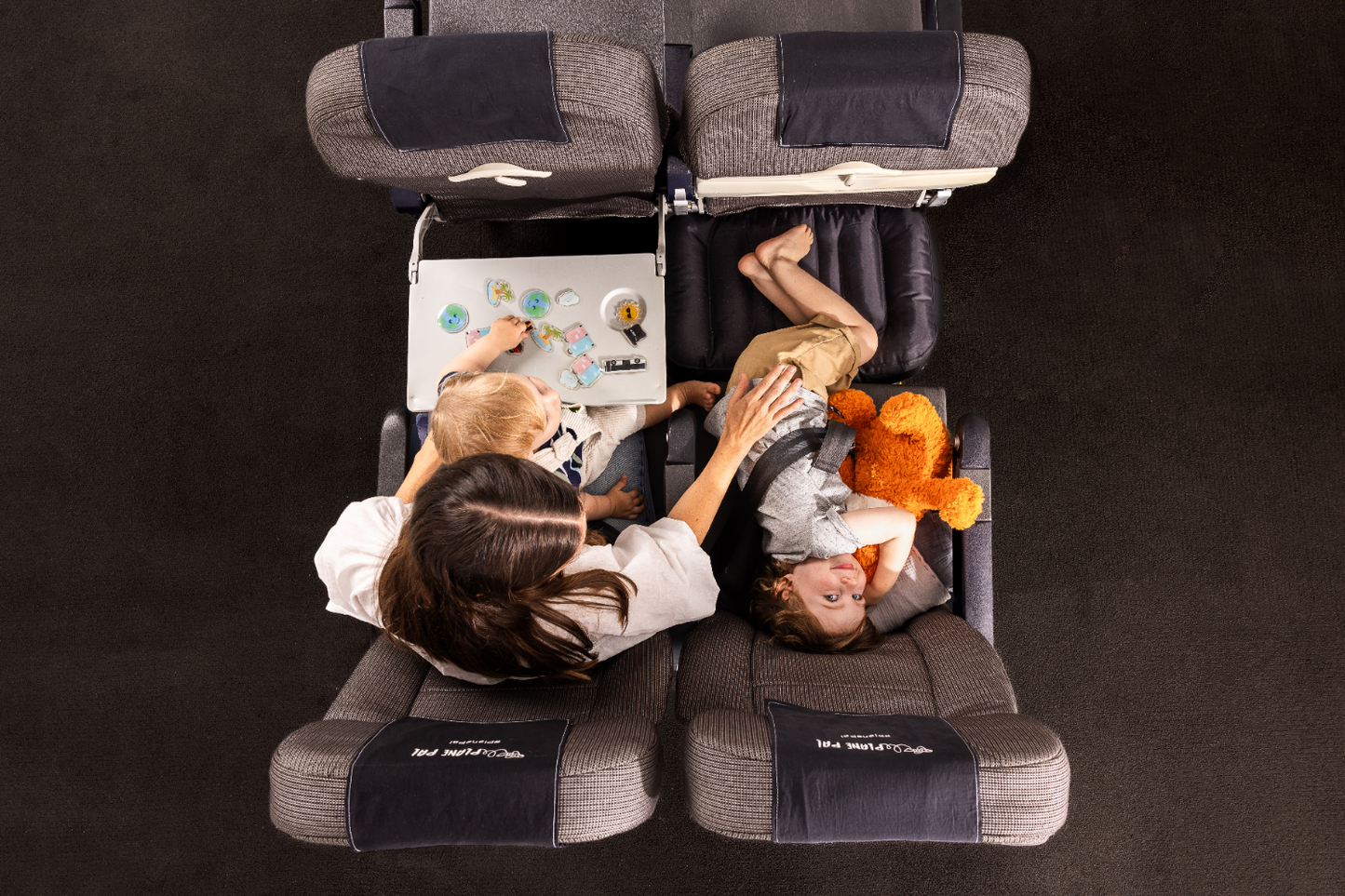 PLANE PAL SELF-INFLATING TRAVEL PILLOW（SG）